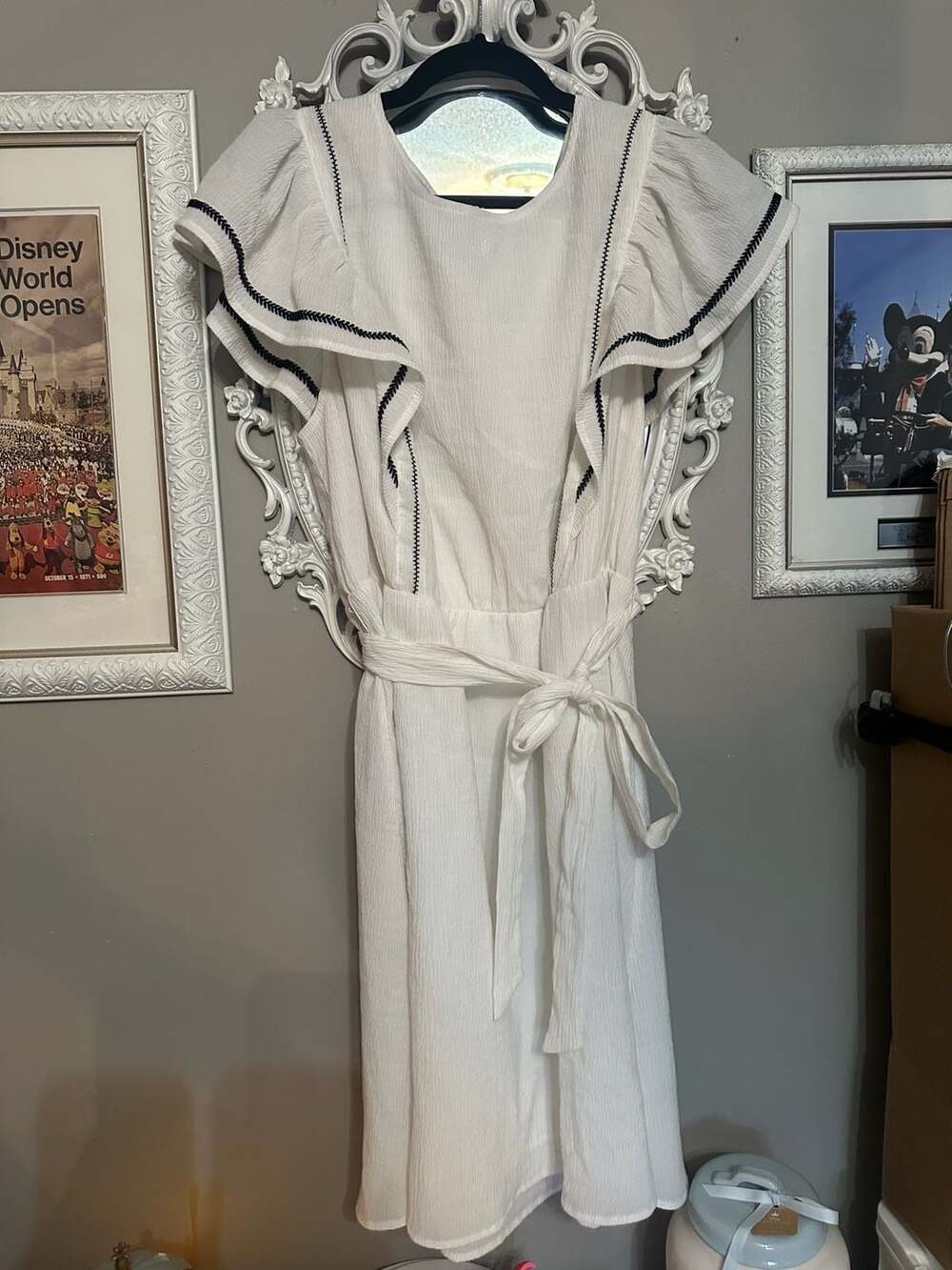 Banana Republic White Gauze Flutter Sleeve Belted Dress with Black Contrast Trim